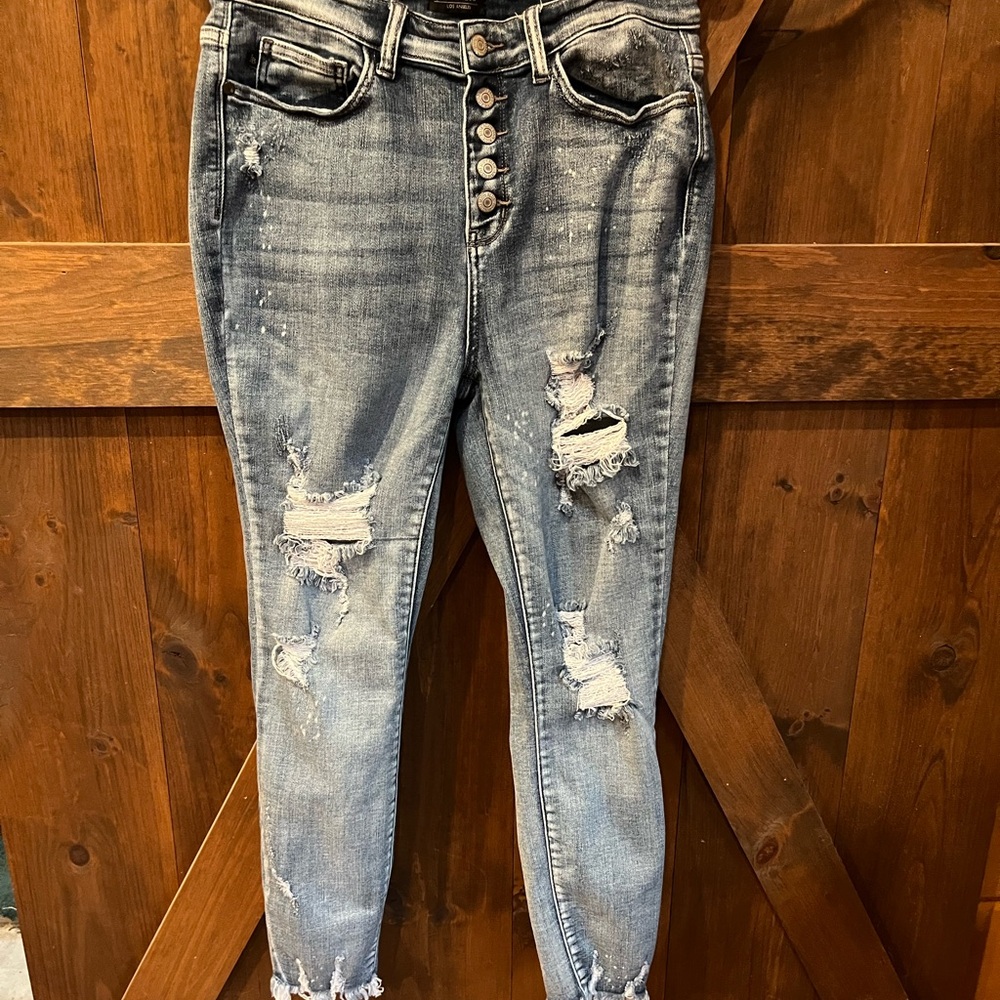 Judy Blue Distressed Gray Ankle Jeans